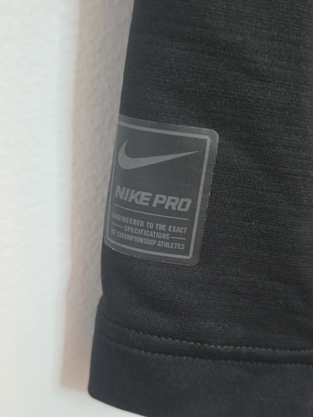 Boys Nike Pro Hyperwarm Dri Fit Fitted Hoodie Black Neon Yellow Thumbholes Large